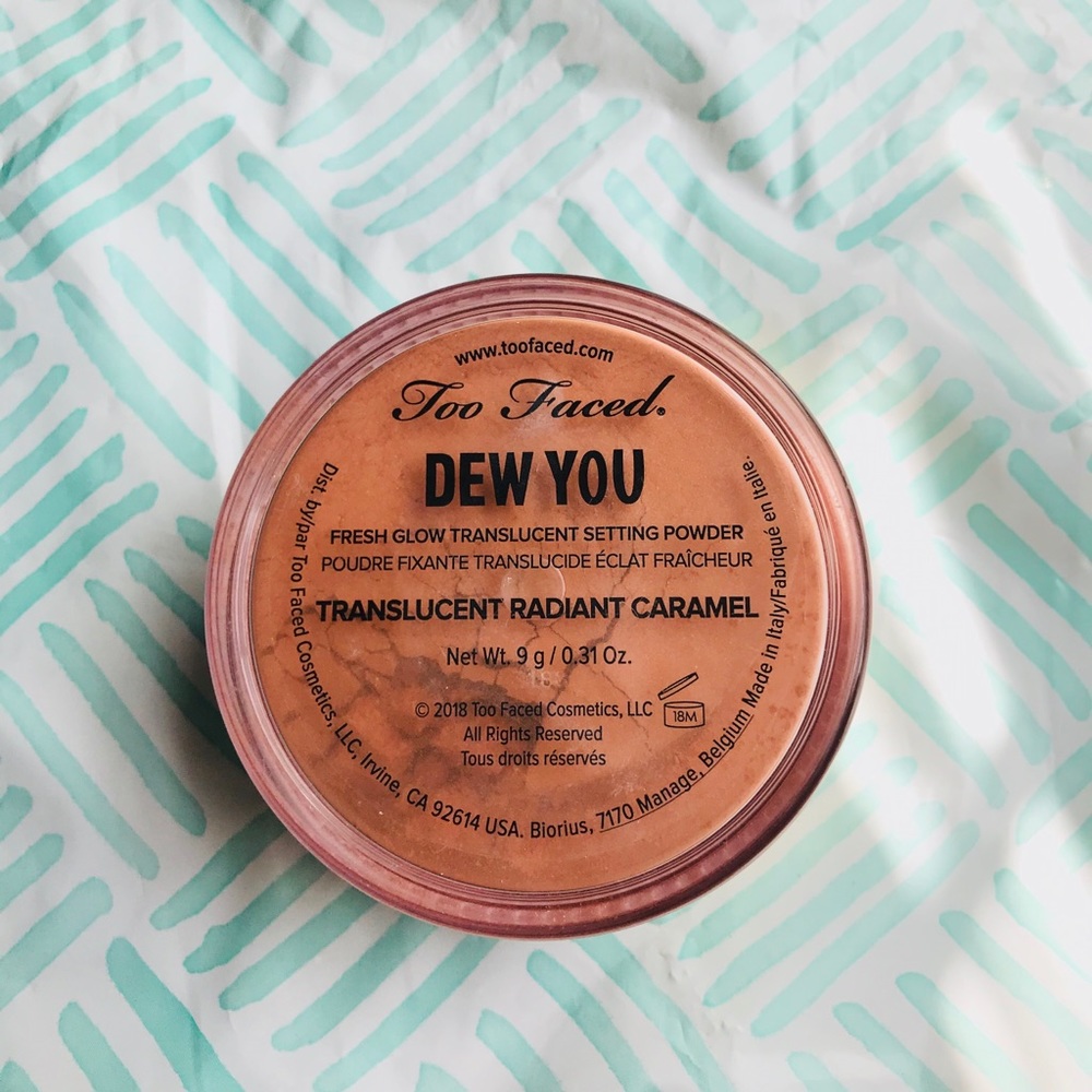 Too Faced Translucent Setting Powder - Picture 3 of 3